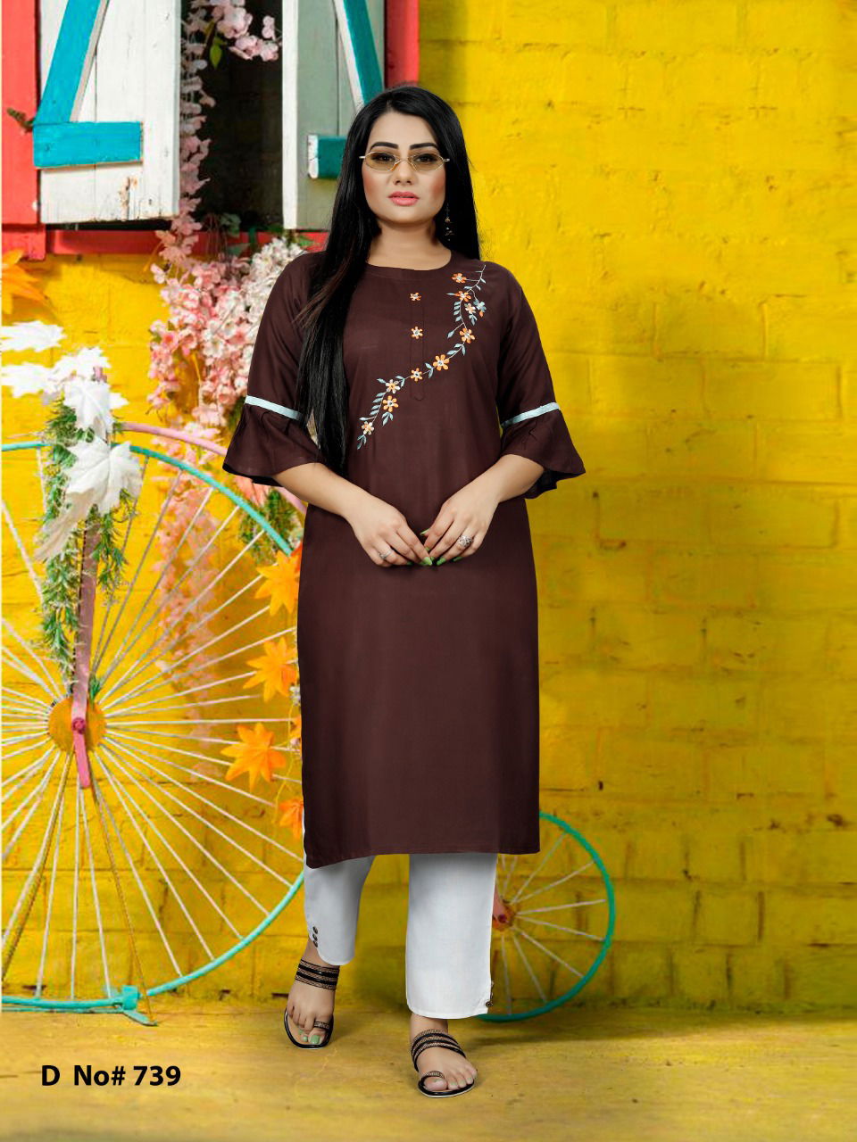 Man Mohini 1 Fancy Ethnic Wear Rayon Designer Kurti With Bottom Collection